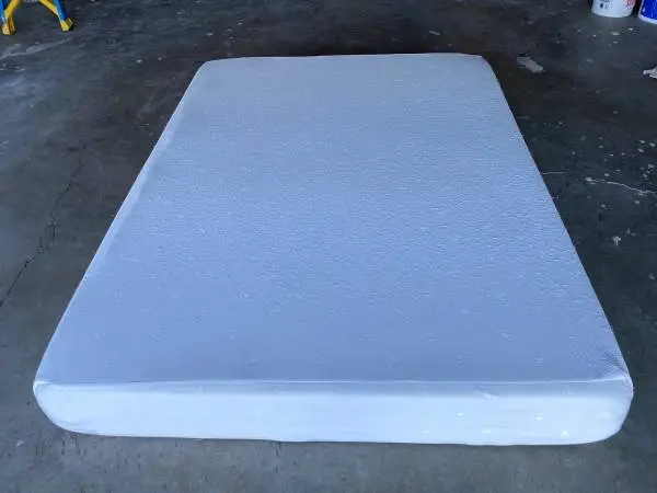 Queen Mattress With Washable Mattress Cover. Extra Padding For Comfort