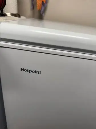 Hot Point 7 cu ft chest freezer