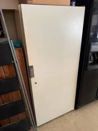 1984 Standing Deep Freezer