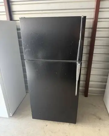 Black Hotpoint Refrigerator And Freezer