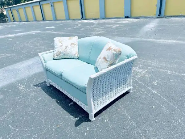 High End Robb & Stucky Coastal Twin Sleeper Loveseat(Mattress Never Used)