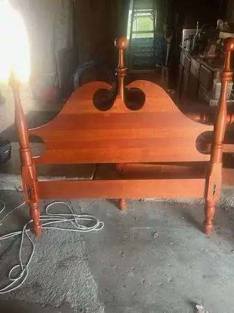 full size poster bed