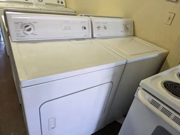 KENMORE SET OF WASHER AND ELECTRIC DRYER