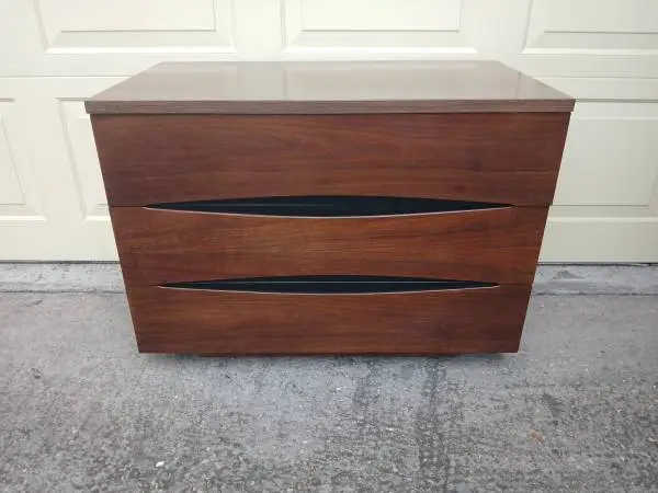 STANLEY VINTAGE 1960s SMALL DRESSER, CHEST or NIGHTSTAND