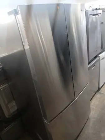 ★Electrolux stainless steel french door refrigerator (no handles)