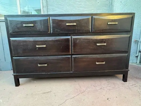 Dark Solid Wood 7-Drawer Long Dresser in Very Good Condition