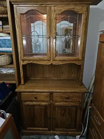 Buffet Display & Cabinet with light + storage