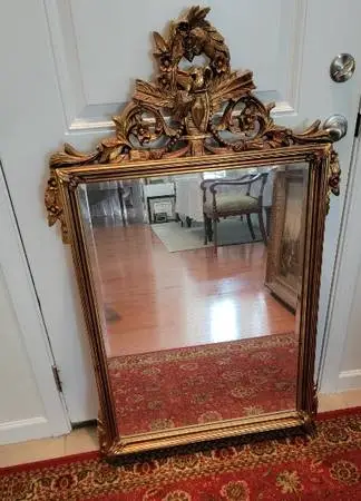 Mirror - Gold color finish