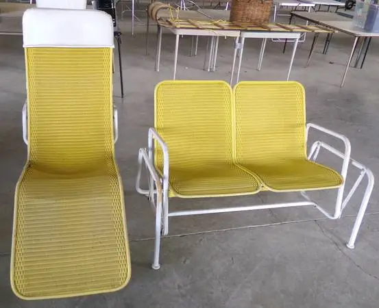 Vintage Retro Yellow Wicker Style 2 Seat Swing & Lounger WOW !!!!!!!!!