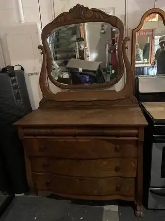 Vtg Victorian Tiger Oak American Dresser Chest with Mirror Circa 1900