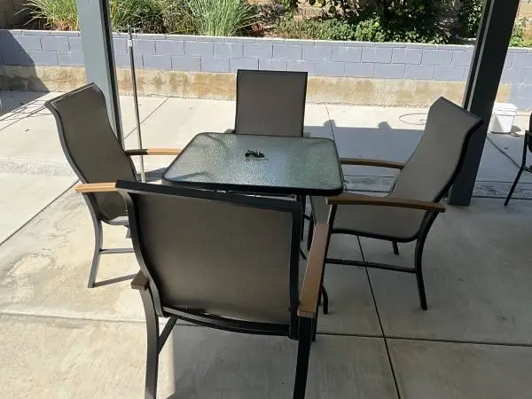 Outdoor Table and 4 Chairs