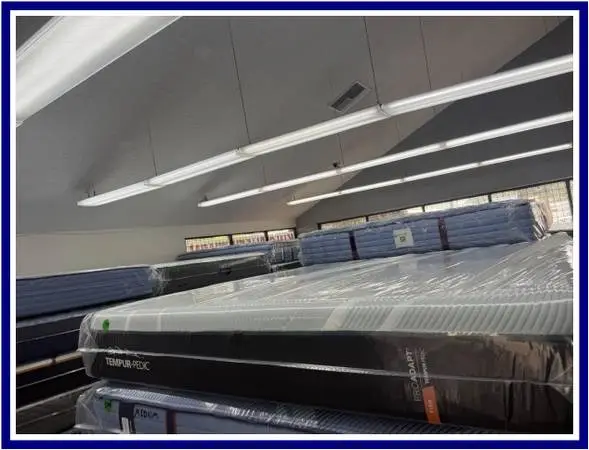 KING SIZE TEMPURPEDIC PROADAPT (FIRM) MATTRESS & BOX SPRINGS BED SET