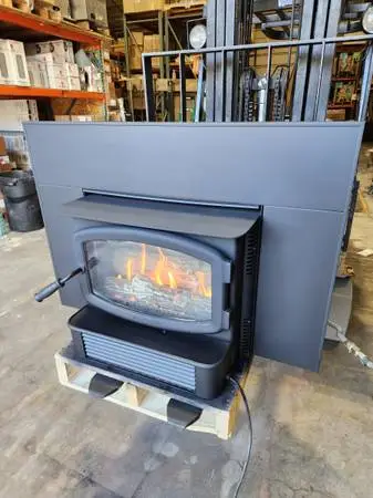 TRAVIS INDUSTRIES GAS (NG) FIREPLACE INSERT