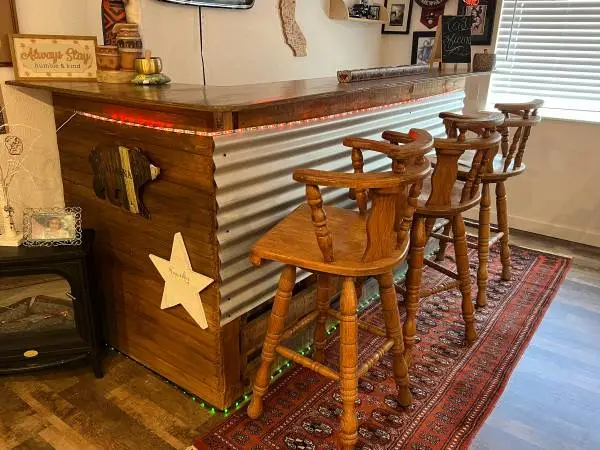 Labor day special!!! Bar with stools for sale