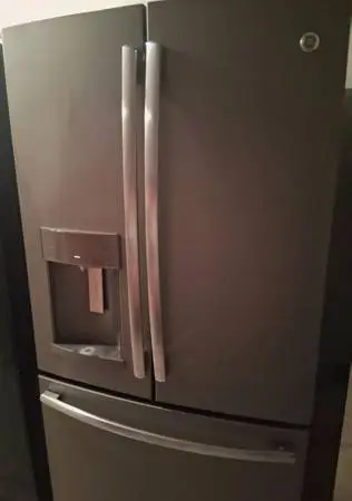 Refrigerator