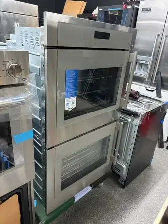 NEW DOUBLE OVEN THERMADOR STAINLESS STEEL