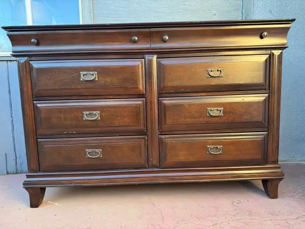 Long Dark Solid Wood Dresser with 8 Drawers In Very Good Condition all