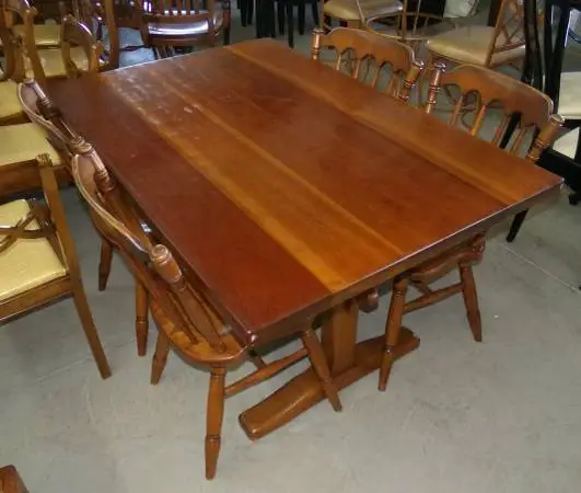 Fabulous Vintage Cushman Colonial Original Table and Chairs WOW LOOK !