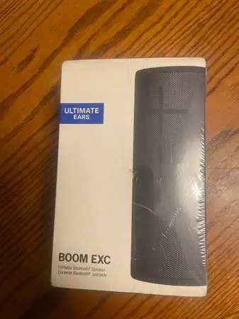 Ultimate ears boom3 Bluetooth  speaker (new In unopened  box)