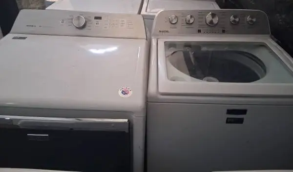 Maytag washer and dryer set