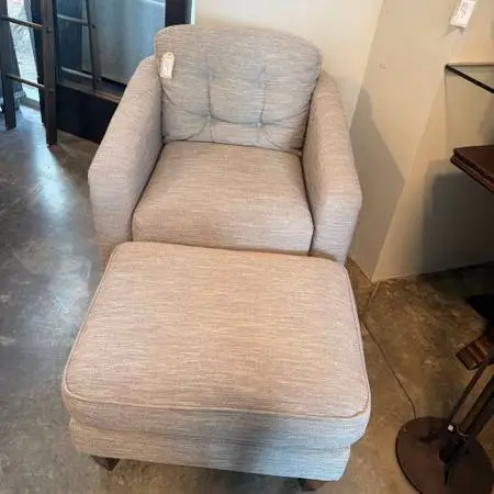 La-Z-Boy Grey Upholstered Arm Chair W/ Ottoman - 30X36X34H