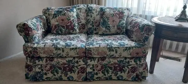 Love Seat (Flex Steel)