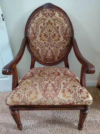 Sigla Furniture Antique Style Victorian Side Chair