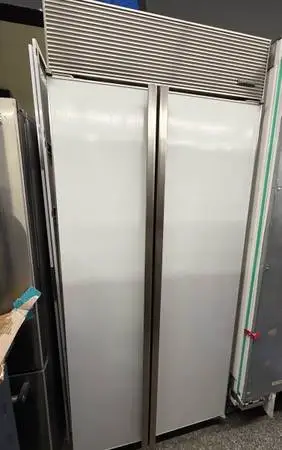 SUBZERO Refrigerator Panel-Ready 2 Door