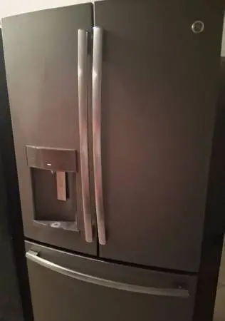 Refrigerator