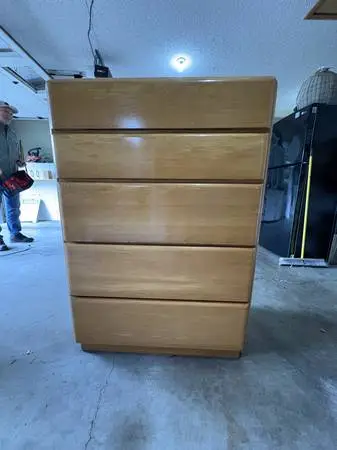 Solid Maple Wood 5 Drawer Dresser
