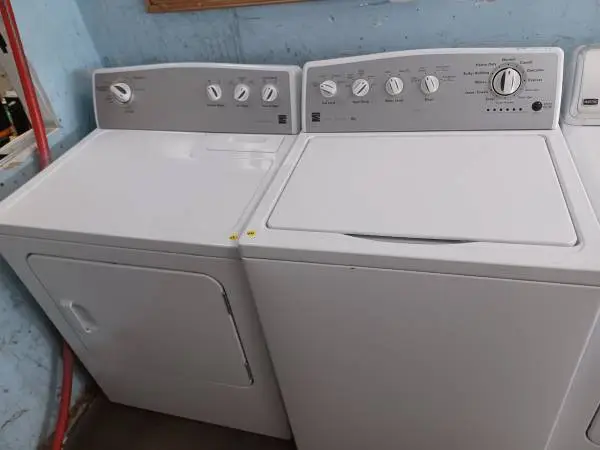 Kenmore White Top Load Washer/Electric Dryer Set