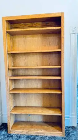 Large Oak Veneer Bookshelf