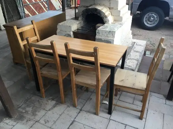 Table & 4 Chairs Dinette
