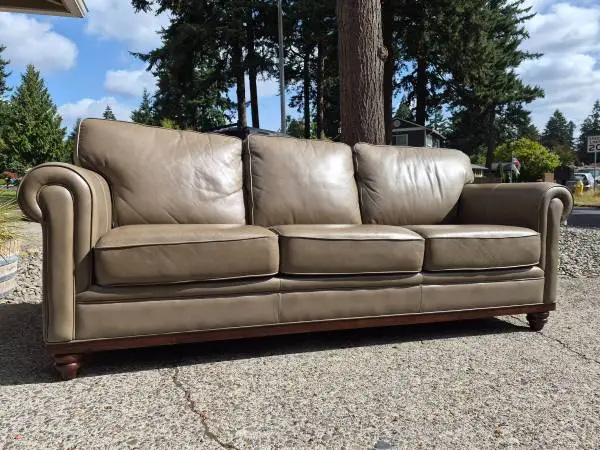⭐Modern MACYS BRADYN 100% LEATHER 89 SOFA-Excellent Condition!