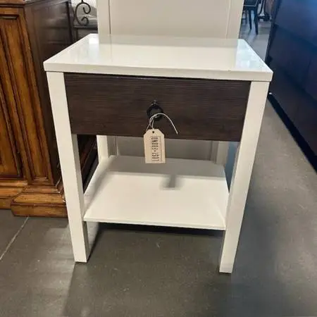 Pottery Barn Teen Nightstand - 20X16X25H