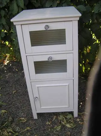 NIGHT STAND / SMALL TABLE with STORAGE * CHARMING 15 X 15 X 30h