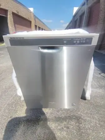 NEWER WHIRLPOOL STAINLESS DISHWASHER.
