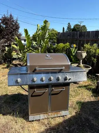 Dyna-Glo Platinum Outdoor BBQ Grill
