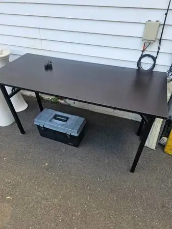 Long table