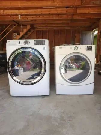 Washer and dryer (stackable)