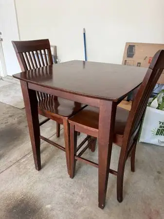 Kitchen table