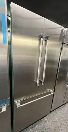 BUILT-IN STAINLESS STEEL FRENCH DOOR FRIDGE