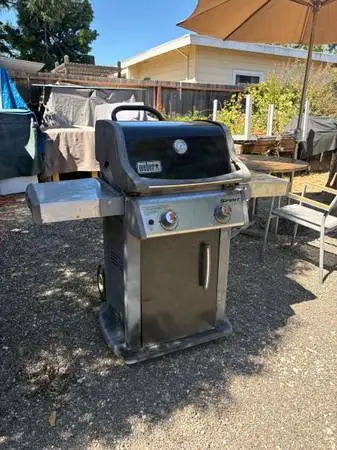 Weber Spirt Outdoor BBQ Grill