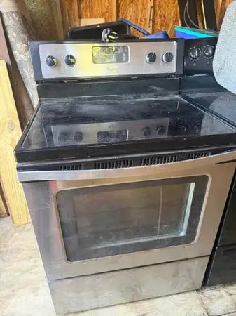Whirlpool Electric Stove and matching Microwave