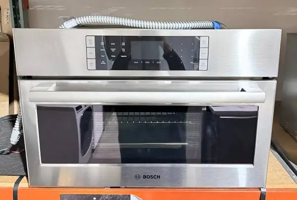BOSCH HSLP451UC BENCHMARK 30 Steam Convection Wall Oven Stainless