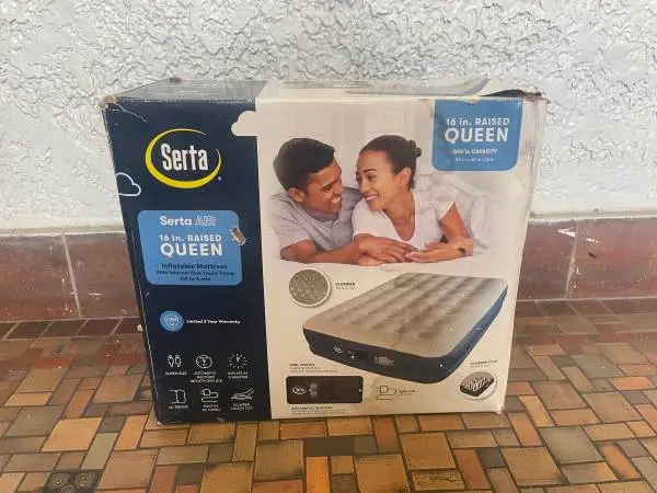 Serta 16” Inflatable Queen Size Sleeper Mattress Couch Pump Airbed Bed