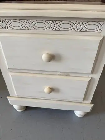 Nightstand-White