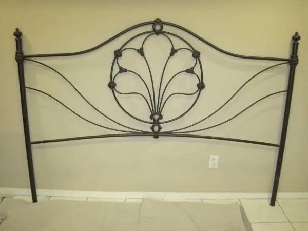 King/Queen Headboard - Antique Brass