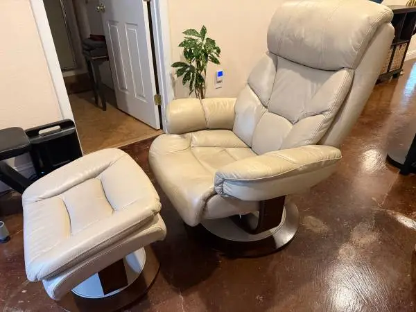 Real Leather Recliner Chair and Ottoman-Used but in Solid B Condition