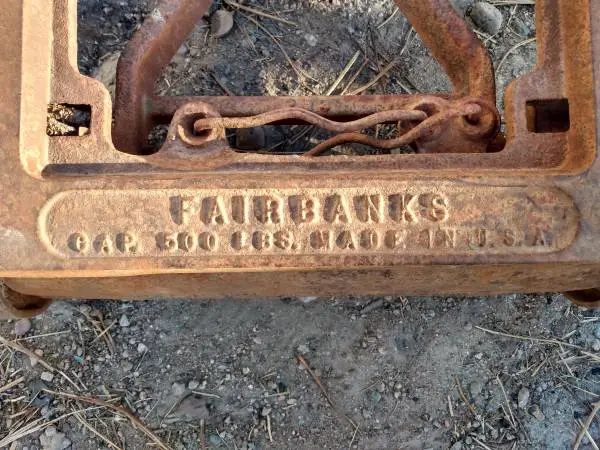 FAIRBANKS 500lb ANTIQUE SCALE